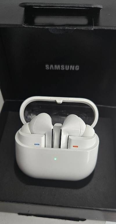 Handys / Smartphones:  Samsung Galaxy Set – Neu und originalverpackt aus Herzogenbuchsee von joh_vsw6 4