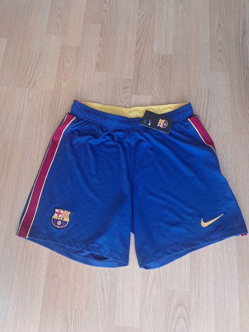 Nike Hosen: Barcelona Nike hosen – Neu (gemäss Beschreibung) aus Biel/Bienne von sof_yx5y