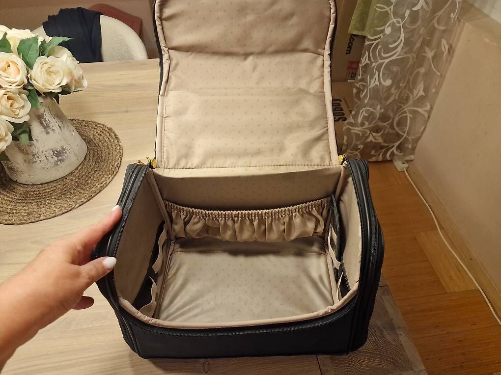 Valises de voyage: Samsonite Beauty Case – D'occasion à Küsnacht ZH par Kaplumbag