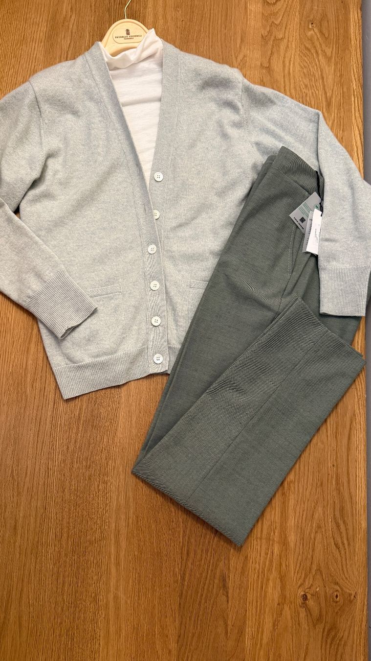 Giacche: Eric Bompard Strickjacke Cardigan Kaschmir classy Pullover – Nuovo (secondo la descrizione) da Faulensee venduto da Liebes_Kind_2019 1