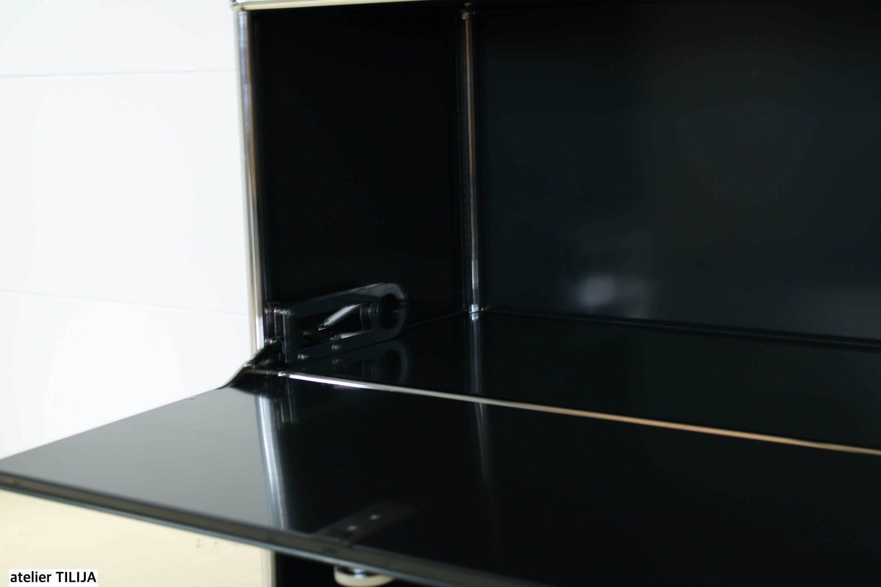 USM Cassettiere: USM Sideboard, Lieferung & Umbau möglich – Usato da Meinisberg venduto da atelier_TILIJA 5
