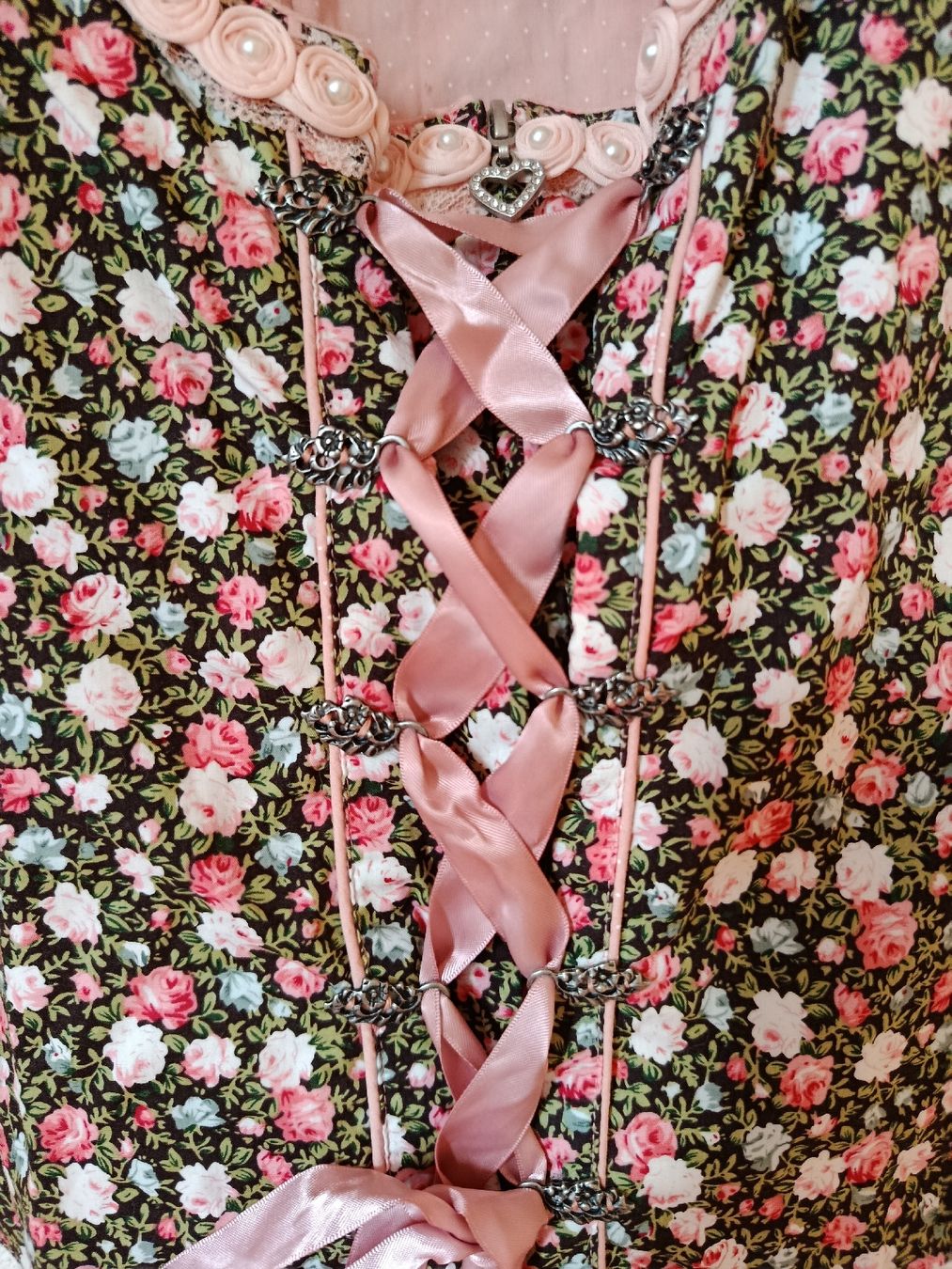 Blusen: Dirndl Oberteil Gr. L seventyseven – Gebraucht aus Wattwil von sunicheyenne 3