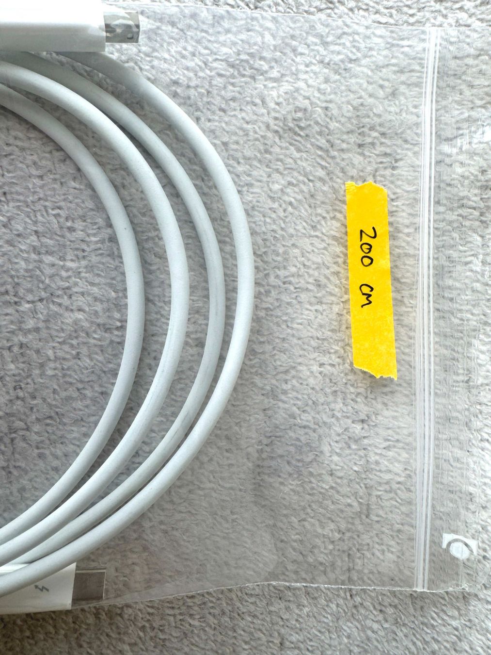 Apple Cavi: Apple Thunderbolt Kabel 2m guter Zustand – Usato da Zürich venduto da Malco0 4