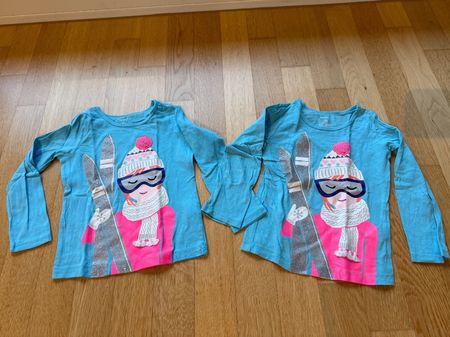 Kinder Langarmshirt, Grösse 3 & 4 Jahren - Ski (x2)