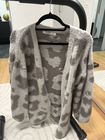NA-KD Strickjacke, XS, Cardigan, Oversized, Top Zustand!