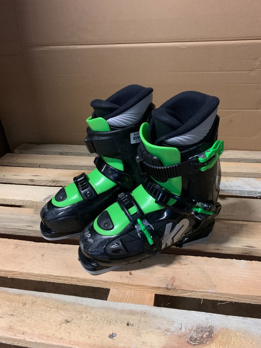 K2 Scarpe per ragazzi: Skischuhe, K2 Xplorer 3, Grösse 38.5 – Usato da Schwarzsee venduto da Sidecut