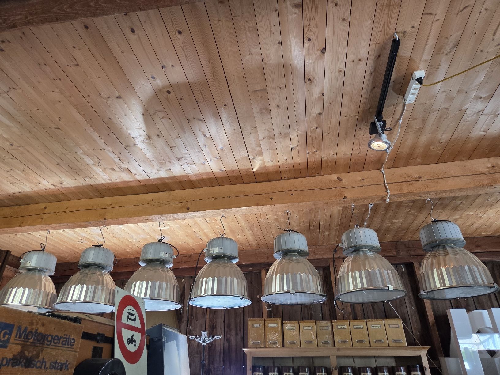 Lampade: Industrielampen – Usato da Rorschacherberg venduto da Strahlkraft 5
