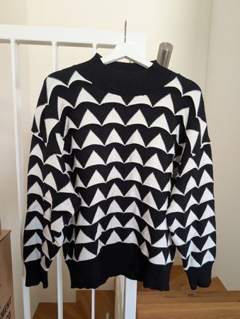 Damen Pullover Apricot schwarz weiss Grösse L neuwertig