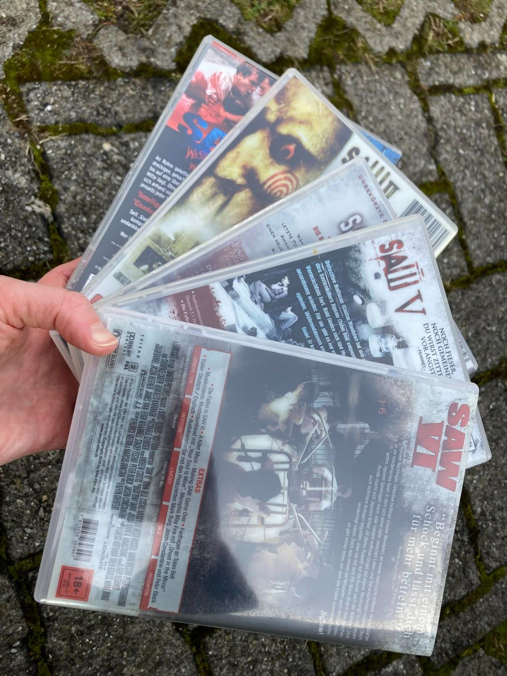 Tutti i DVDs: 5 Saw DVDs – Usato da Niederscherli venduto da ypsilon315 1