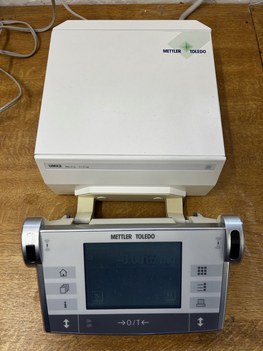 Mettler Toledo Accessori da laboratorio: Mettler - Toledo UMX2 Ultramikrowaage – Usato da Itingen venduto da rei02 4