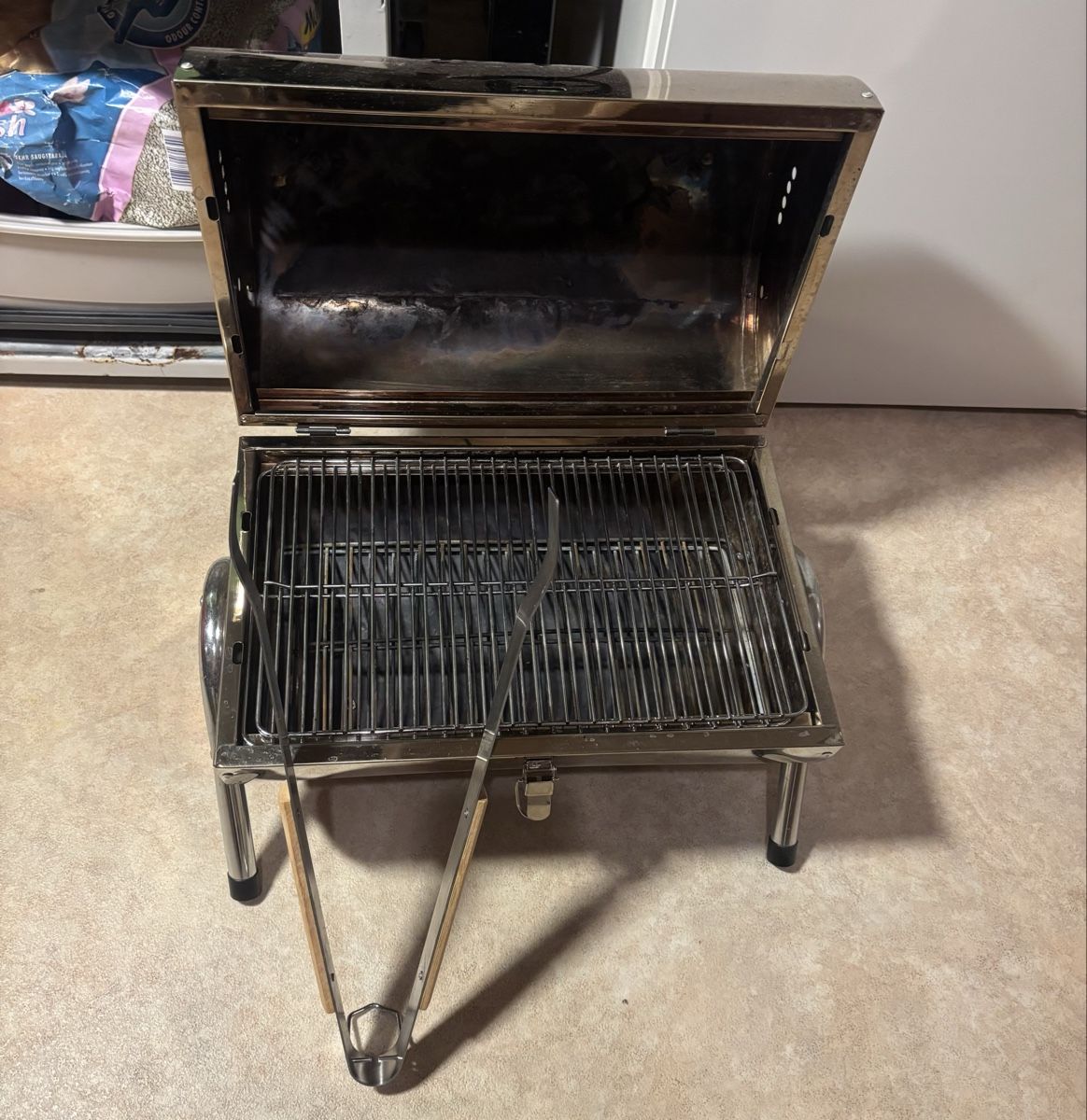 Grills: Grill – Gebraucht aus Basel von kleinerprinz