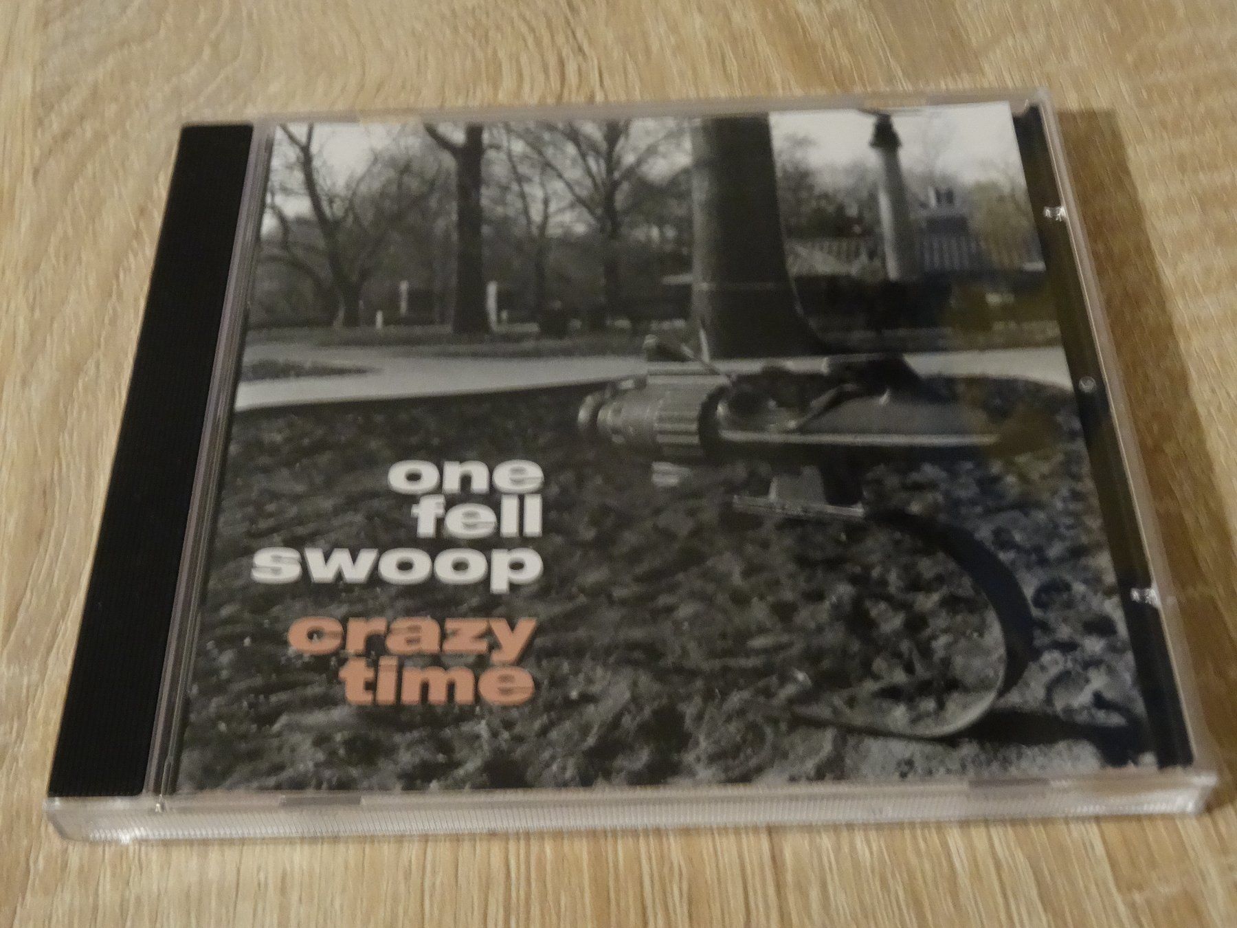 CD: One Fell Swoop - Crazy Time CD – Usato da Olten venduto da Disc-Ausverkauf