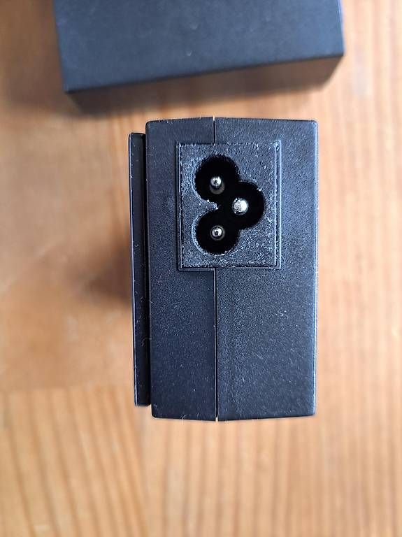 Ubiquiti Unità & Adattatore: Ubiquiti PoE Injector schwarz – Nuovo (secondo la descrizione) da Attiswil venduto da ewy_g8th 2