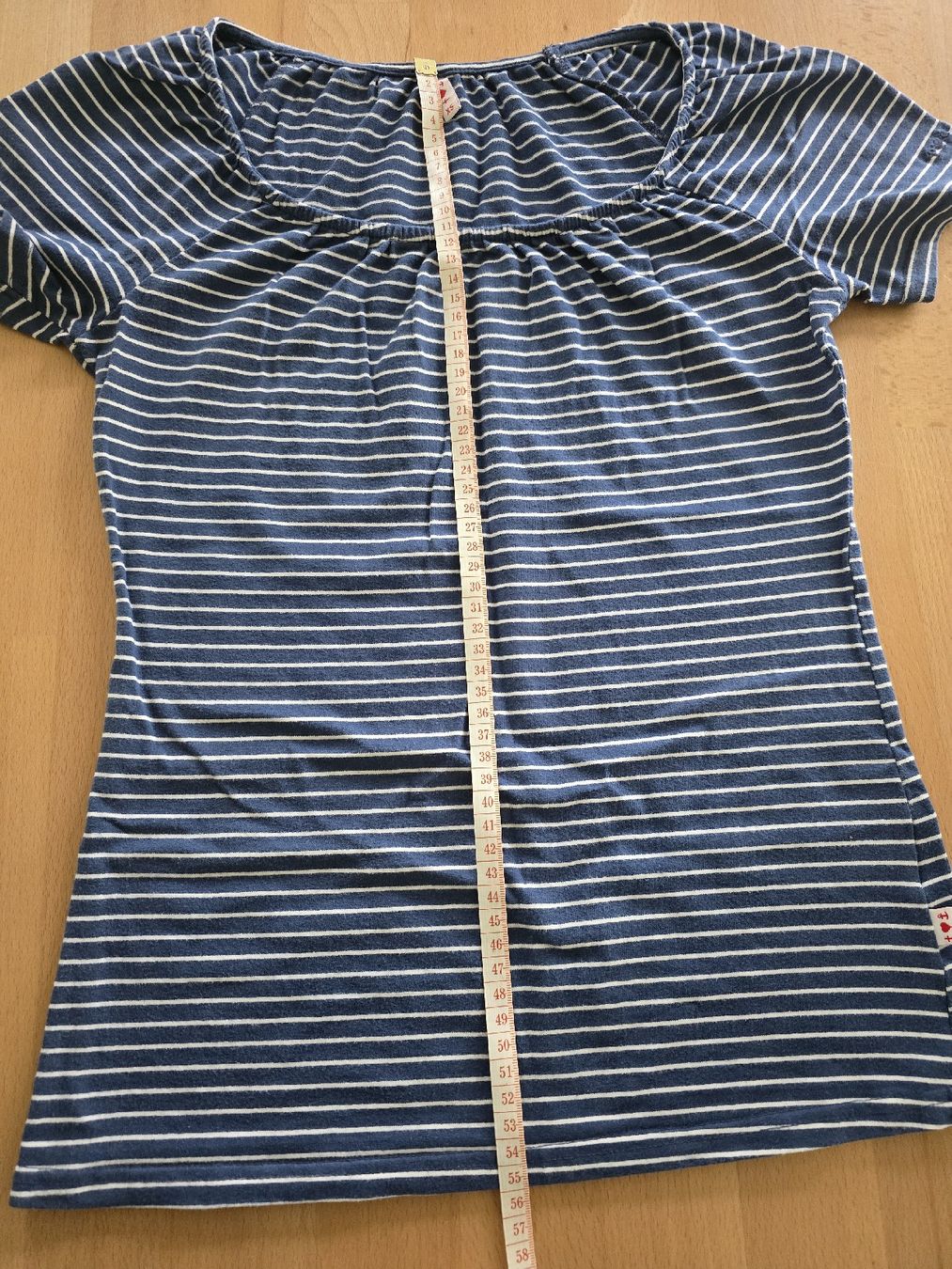 T-Shirts: T-shirt rayé bleu et blanc, taille XS – Gebraucht aus BERN von froggyinternationale 4