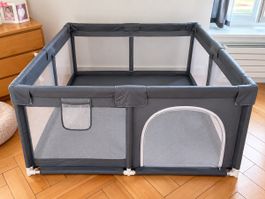 Kinderlaufstall grau mit Netz und Gestell guter Zustand