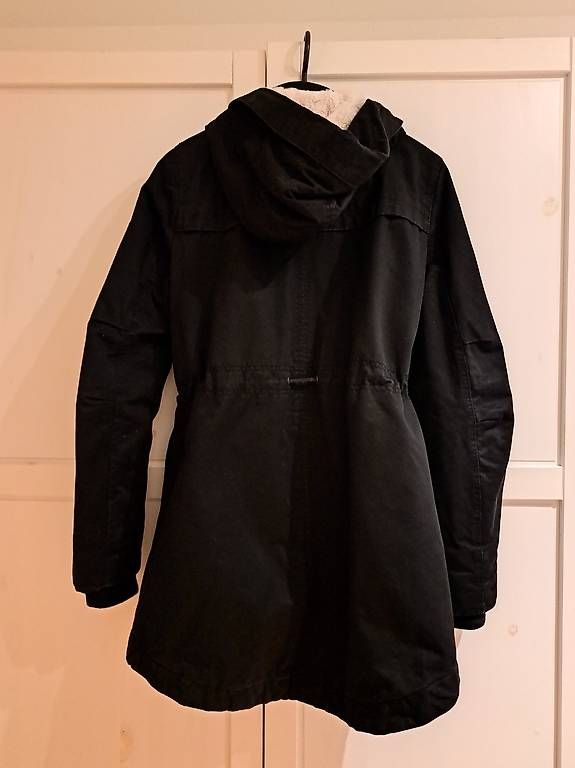 Cappotti: Schwarze Übergangsjacke in Grösse 36 – Usato da Schmerikon venduto da Nicole0120 1