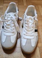 Baskets taille 39 (neuves)