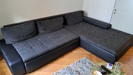 Grosses Sofa (ausziehbar) mit Stauraum