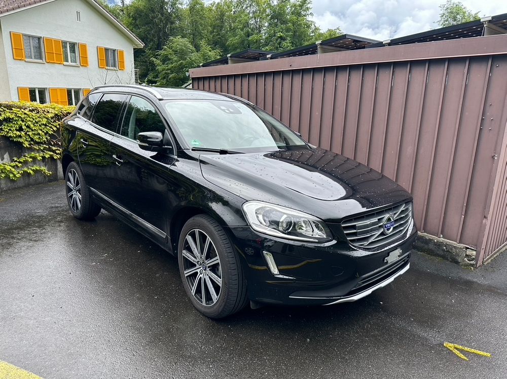 Volvo XC60 2.4 D5 Summum AWD S/S, Jg. 2017, Km 52`000