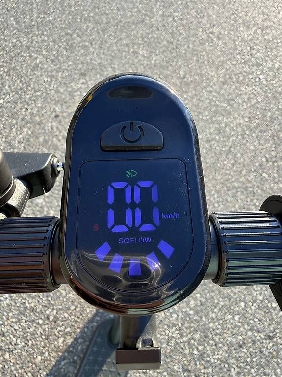 Kickboard: SoFlow SO2 ZERO E-Scooter zu verkaufen  – Usato da Wangen b. Olten venduto da you_zrv9 3