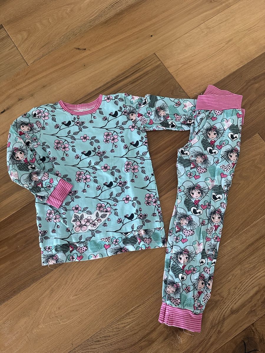 s-sser-m-dchen-pyjama-gr-sse-104-110-selfmade-gebraucht-in