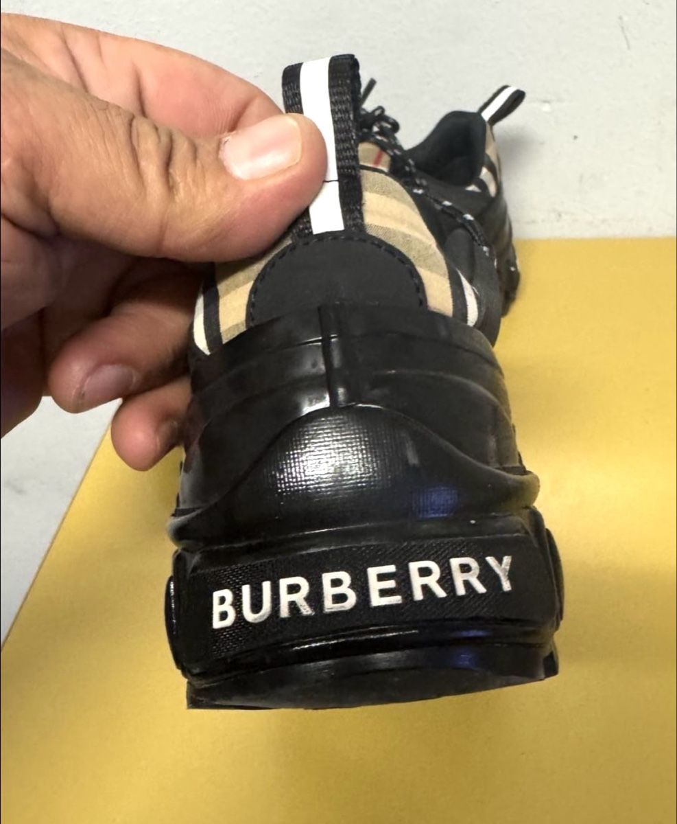 Burberry Scarpe da donna: Burberry Schuhe Grösse 36 – Usato da Schlieren venduto da tatiana777 1