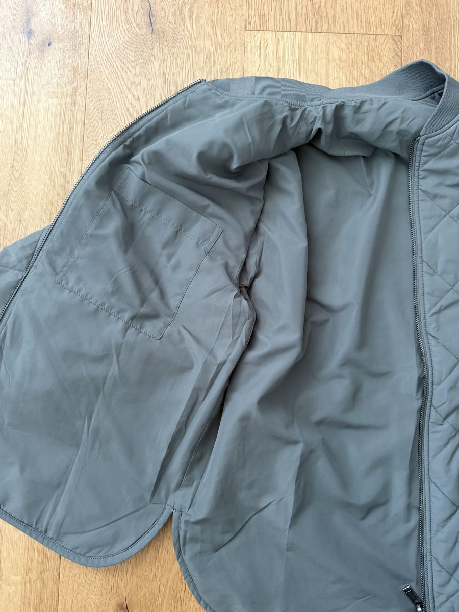 Cos Giacche: COS - Reversible Quilted Jacke, Gr. 34 – Usato da Interlaken venduto da fbnscl 1