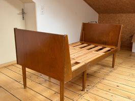 Dänisches Kinderbett, Holz 70x140 cm gebraucht, längenverst.