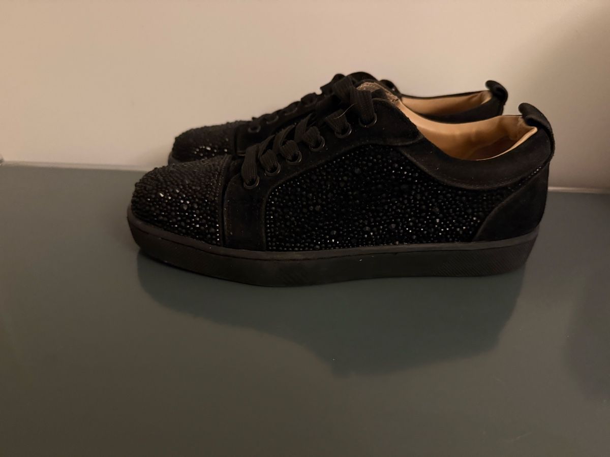 Chaussures femmes: Sneaker mit Strass schwarz gr 27 – D'occasion à Neuhausen par ddelucia87 1