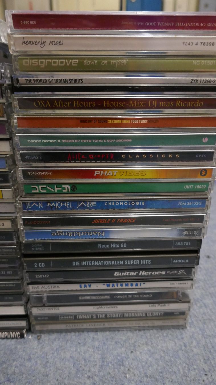 CDs: Grosse CD-Sammlung – D'occasion à Wenslingen par FairlightCMI 3