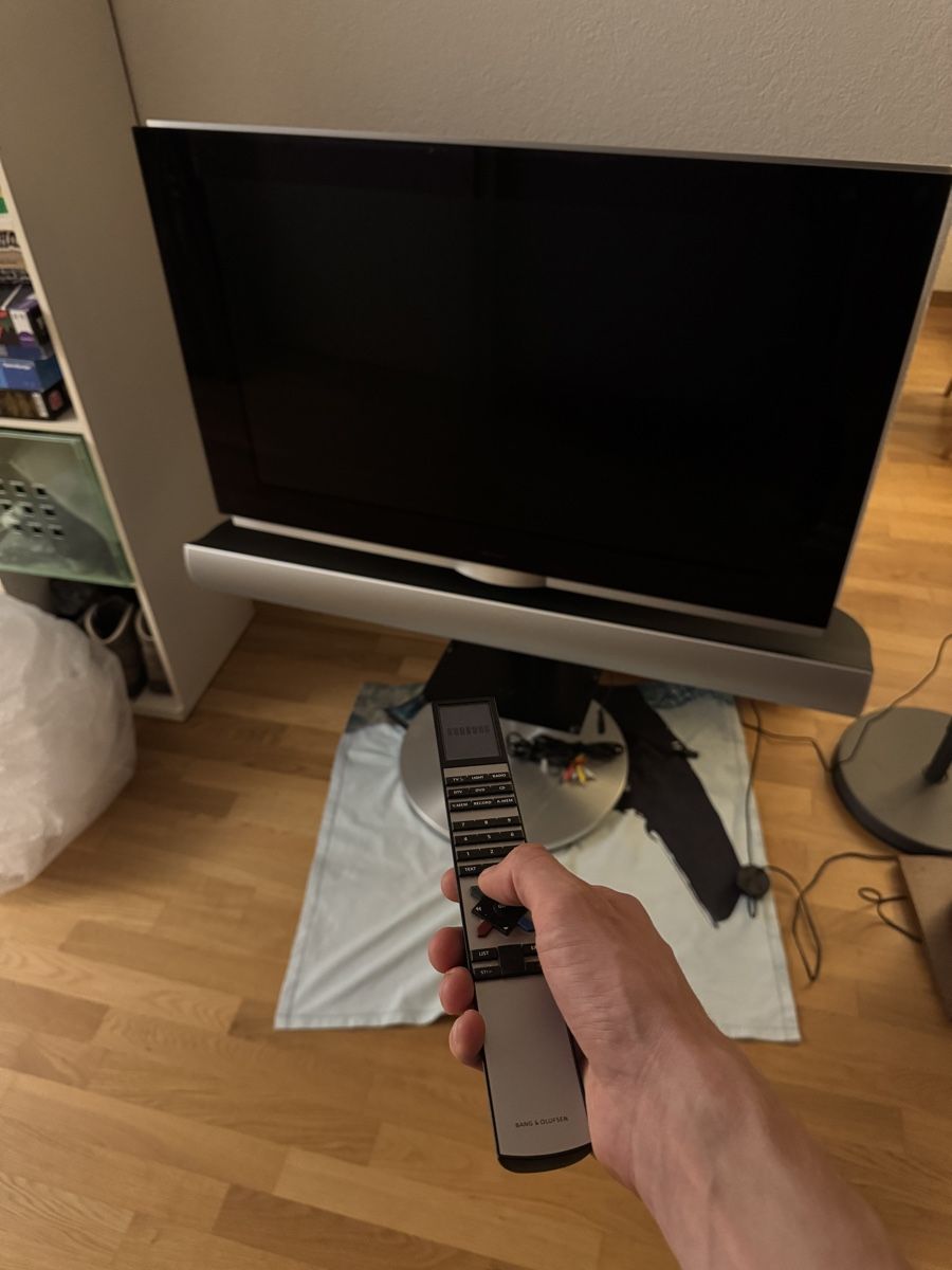 Bang & Olufsen Televisori: Bang & Olufsen BeoVision 7-40 – Usato da Zürich venduto da fel_kj62