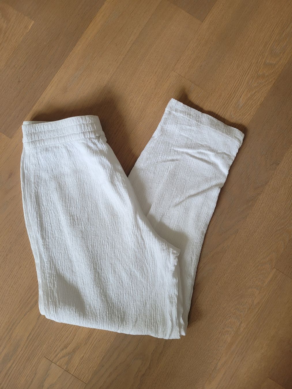 Weekday Pantaloni: WEEKDAY Barb Casual Trousers, Grösse 36 – Usato da Zürich venduto da cas_h8ty 3