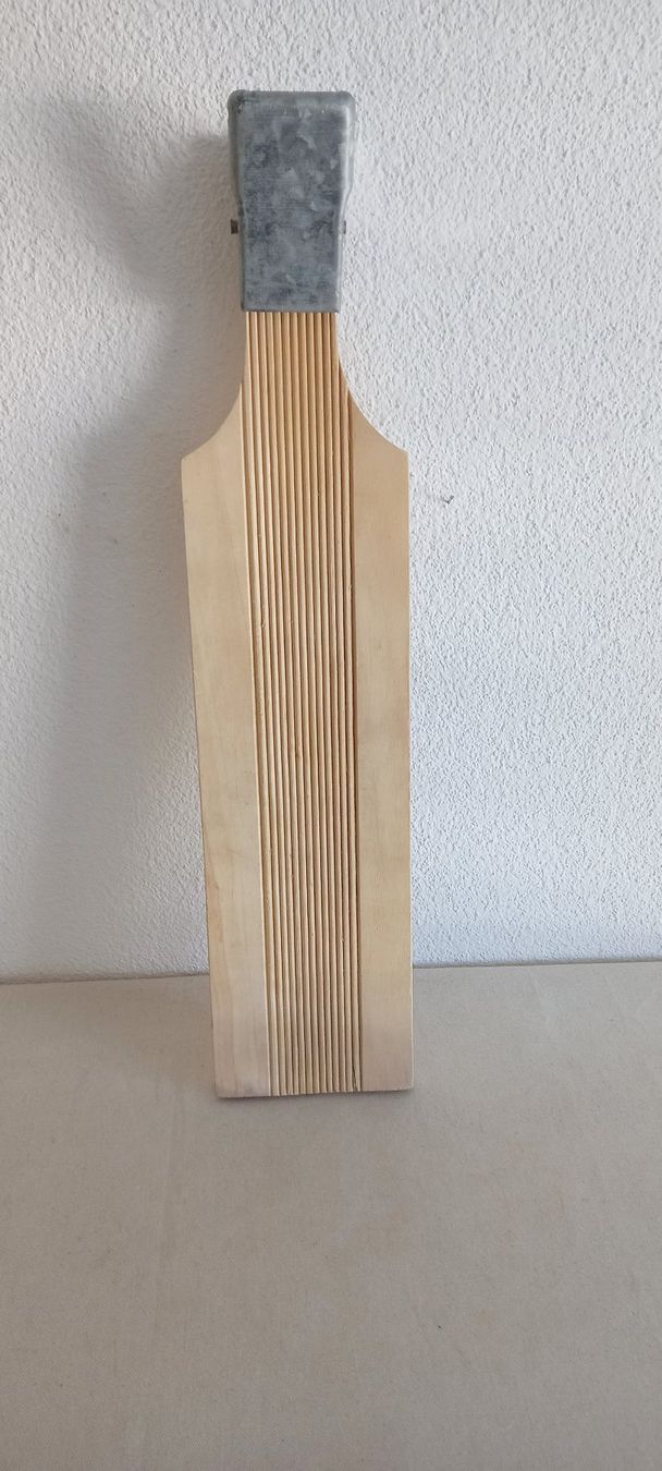 Articoli in legno: Holz-Filetierbrett, extra Gross - 59 x 13,5 cm – Usato da Thun venduto da Nordkapp 7
