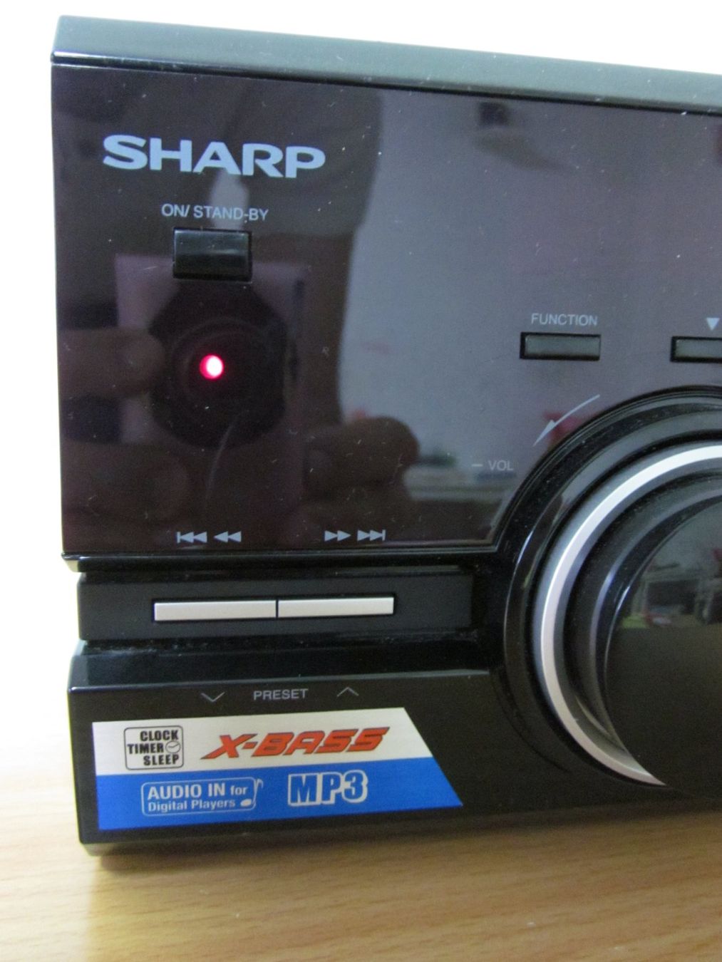 Sharp Lettore multimediale & Streamer: Sharp - XL-MP15H (Micro-chaîne hi-fi) – Usato da Epalinges venduto da Batis82 1