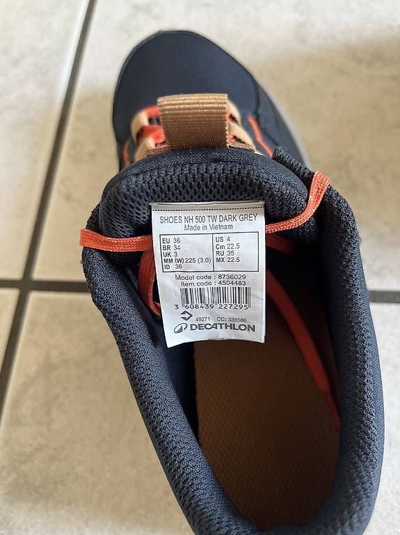 Scarpe da uomo: Chaussures de marche comme neuf t.36 – Usato da Sugiez venduto da Essenti3L 2