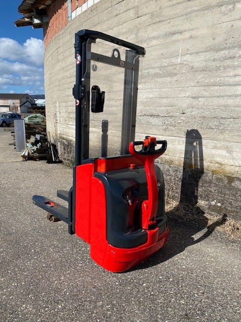 Linde Gabelstapler & Hubwagen: Linde Deichselstapler/Ameise L14 – Gebraucht aus Laufen von VERARMUS11 6