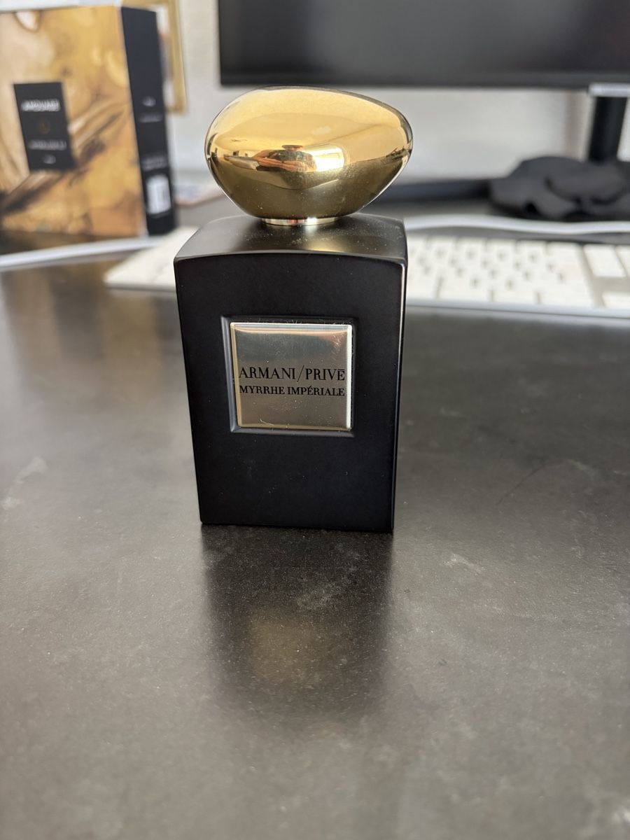 Armani Profumi & Eau de Toilette: Armani Privé Myrrhe Impèrial – Usato da St. Gallen venduto da kor_5wcw