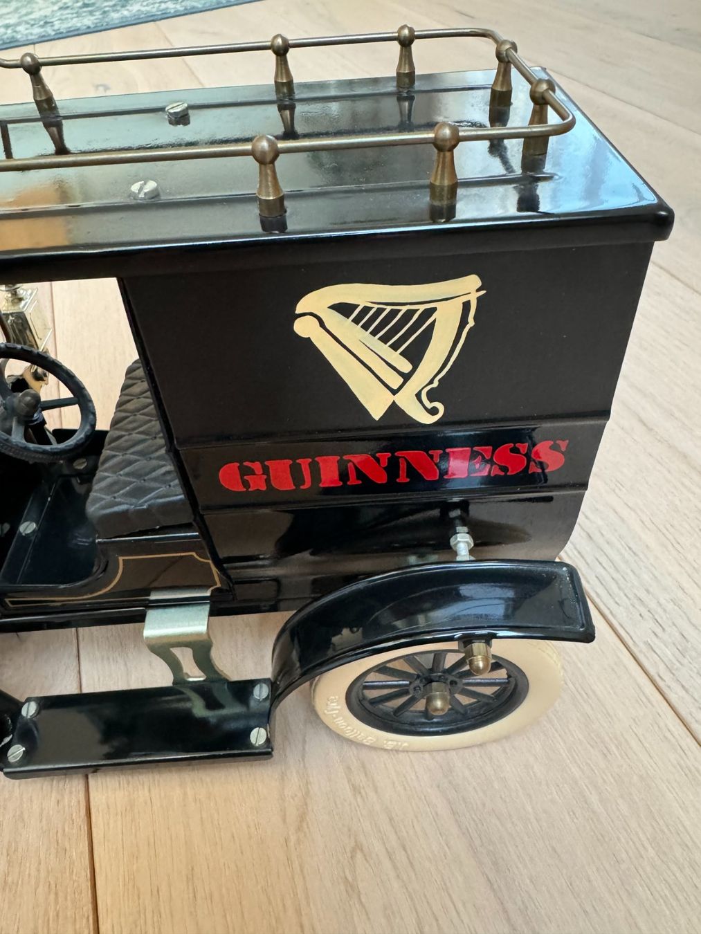 Modellini d'auto: Modell Auto J B, schwarz Metall  **NEU** – Nuovo (secondo la descrizione) da Siebnen venduto da Trans-Am 1