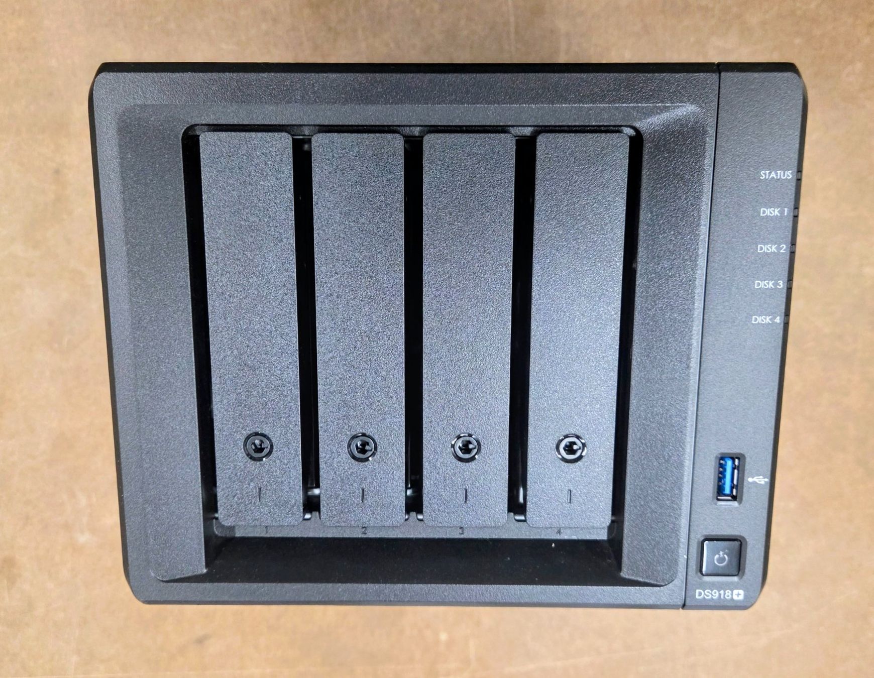 Synology Server: Synology DS918+ NAS mit 8GB RAM – Gebraucht aus Siblingen von Hardwork 1