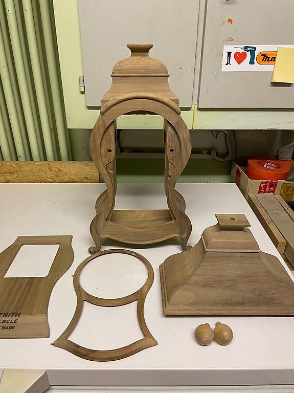 Zenith Orologi da terra & Orologi da parete: Pendule neuchâteloise en noyer – Nuovo (secondo la descrizione) da le locle venduto da caryl 1