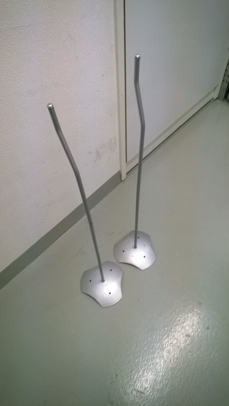 Supporti a parete: lautsprecher fuss – Usato da Igis venduto da JUST-4U-ENJOY 1