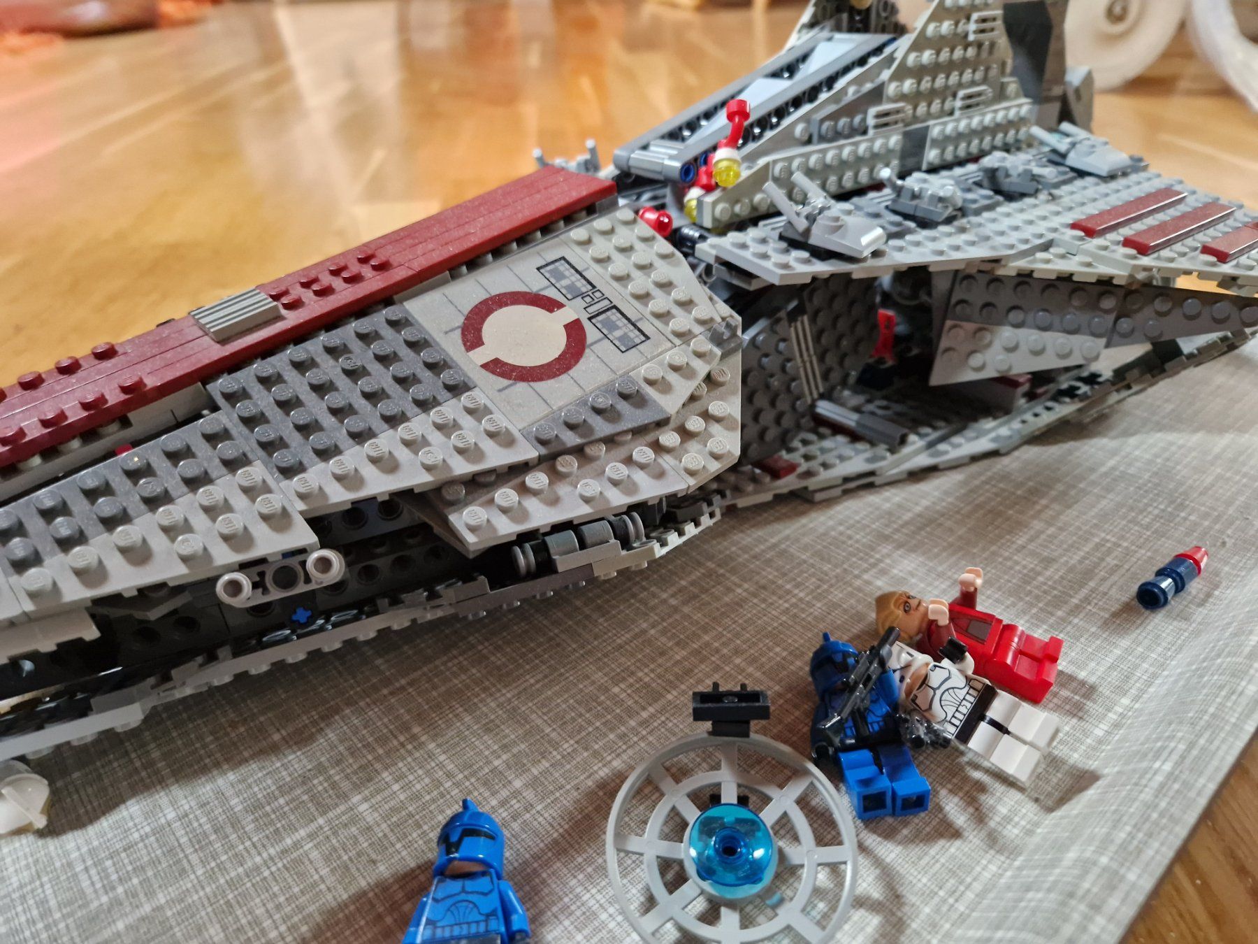 Lego Kit di costruzioni: LEGO Star Wars Venator-Class Republic Attack Cruiser – Usato da Bernex venduto da Mardone 3