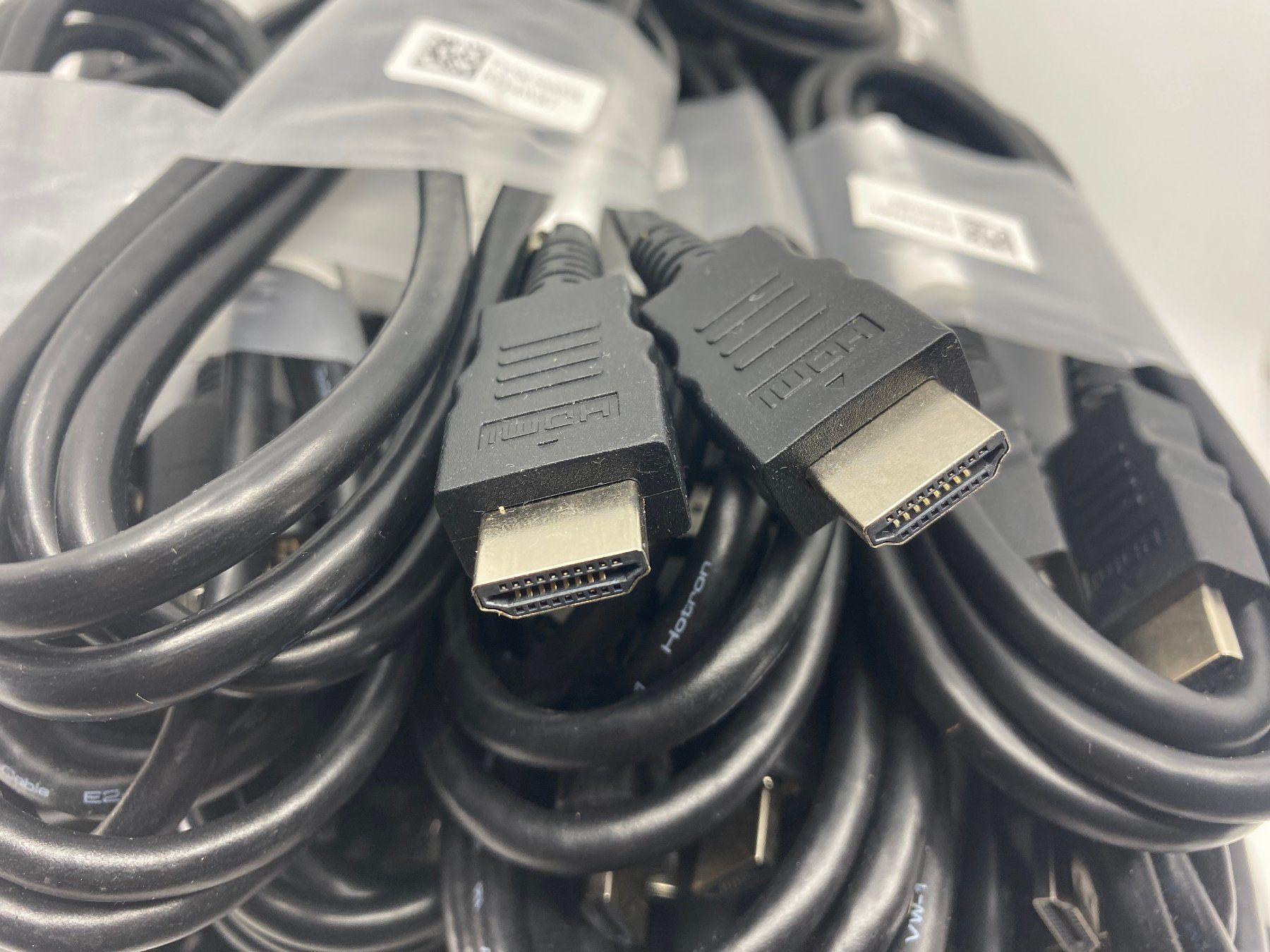 Hewlett Packard Cavi: HP HDMI Kabel 1.8m - NEU – Nuovo (secondo la descrizione) da Langwiesen venduto da Restposten-24 1