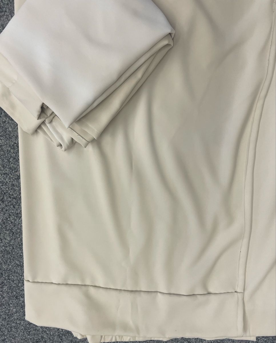Tende: Vorhänge 2 Stück, beige, blickdicht – Usato da Au ZH venduto da Jaggy4 2
