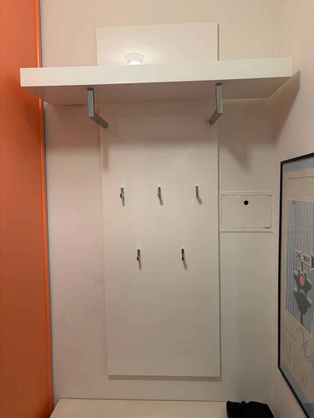 Garderobe: Beleuchtete Garderobe – Gebraucht aus Luzern von Johannas-flohmarkt
