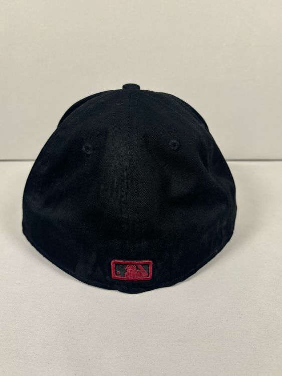 New Era Copricapi, berretti & cappellini: Casquette New Era NY Noire et Rouge 7 1/4 – Usato da Genève venduto da MonPucier 3