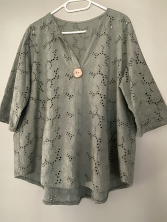 Bluse Gr 42 moosgrün 