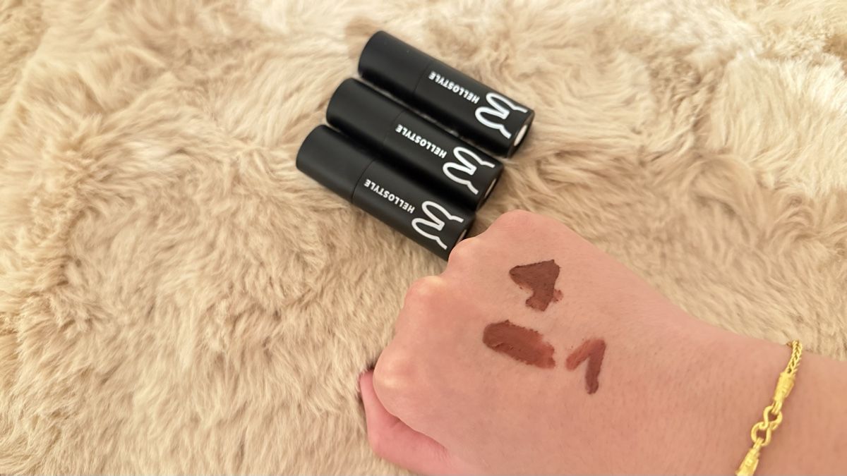 Make-up: HelloStyle Lippenstifte, Farbe 2mal 04, 1mal 01, ., Neuwerti – Usato da Volketswil venduto da Preaw_VLD 2