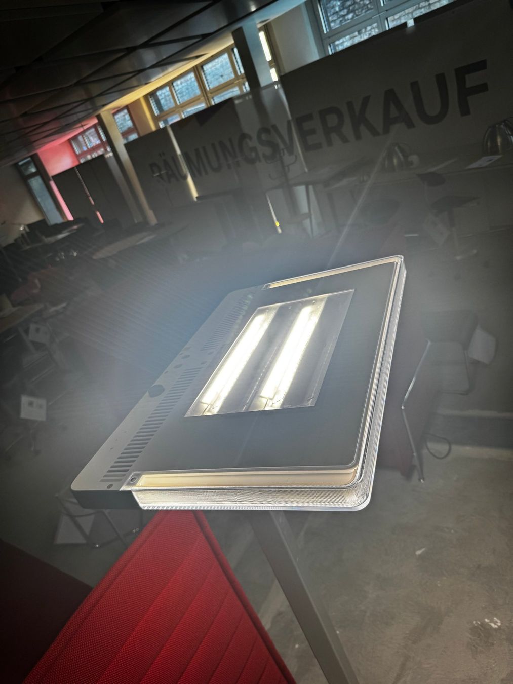 Zumtobel Lampade: LED Stehleuchte von ZUMTOBEL – Usato da Affoltern am Albis venduto da Zapro 3