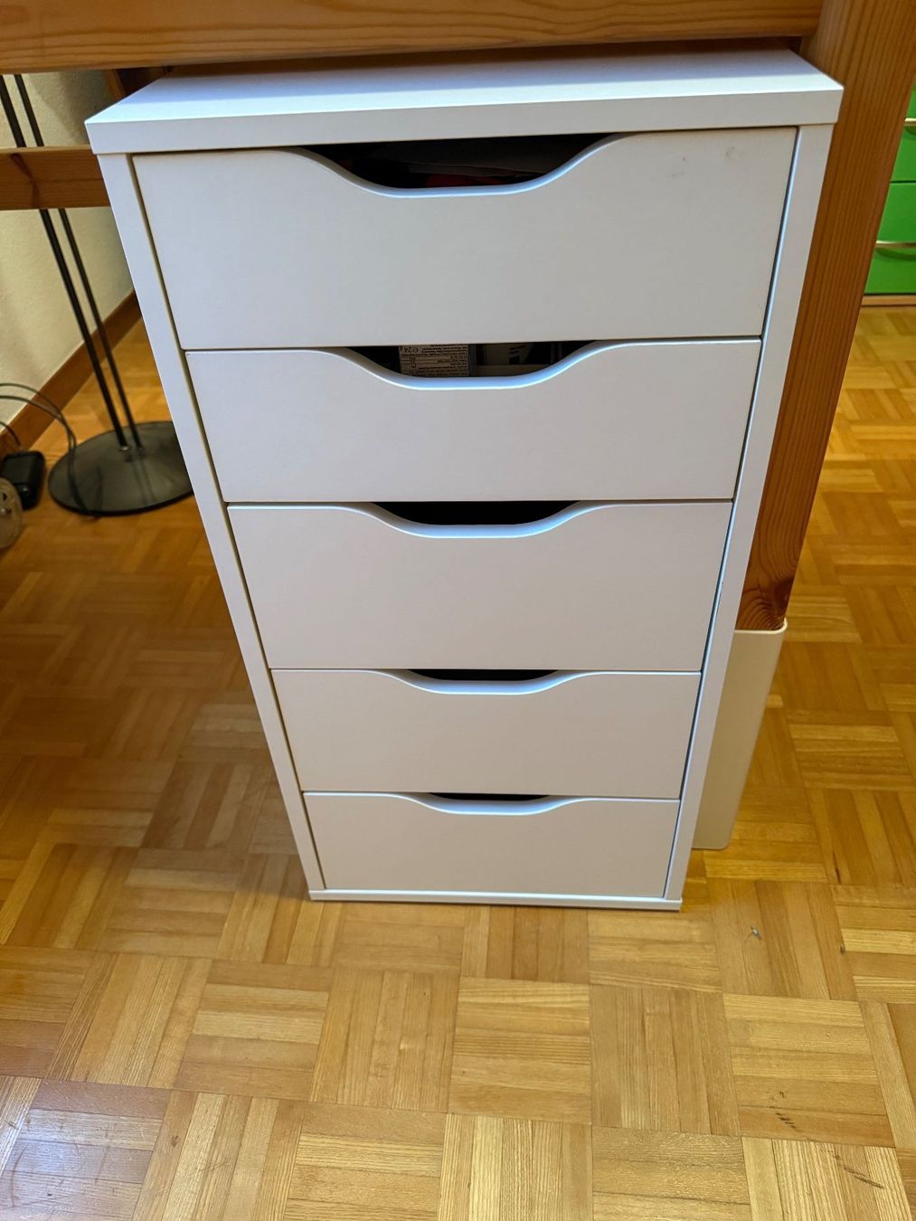 Flexa Letti: Flexa Hochbett und -Zimmer komplett – Usato da Adliswil venduto da Geko35.66 6